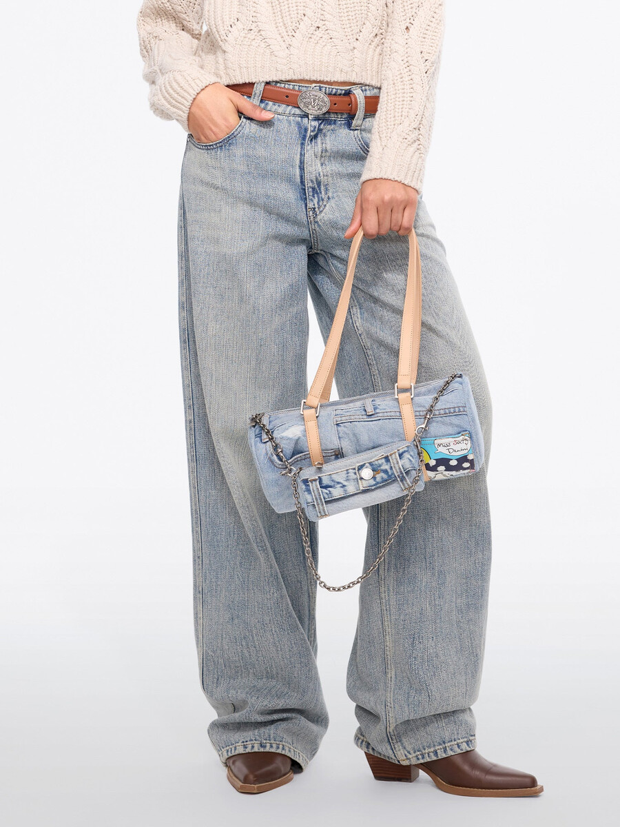 bolso de mezclilla tipo barril con minibolso