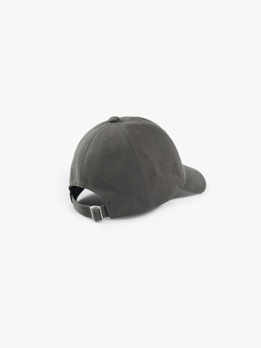 gorra de béisbol bordada