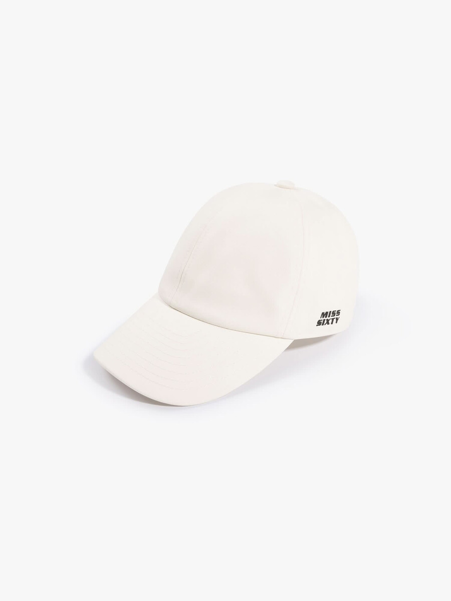 gorra de béisbol bordada
