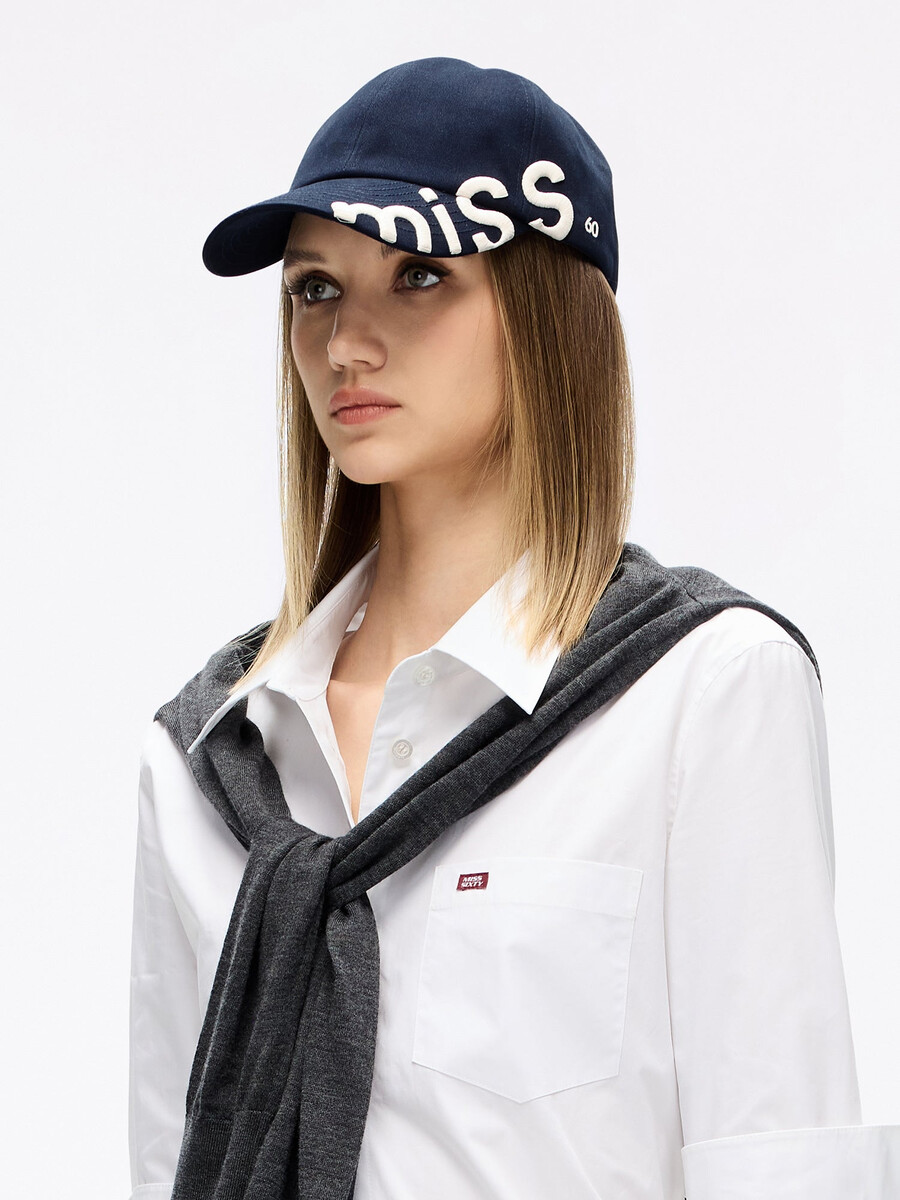 gorra de béisbol bordada