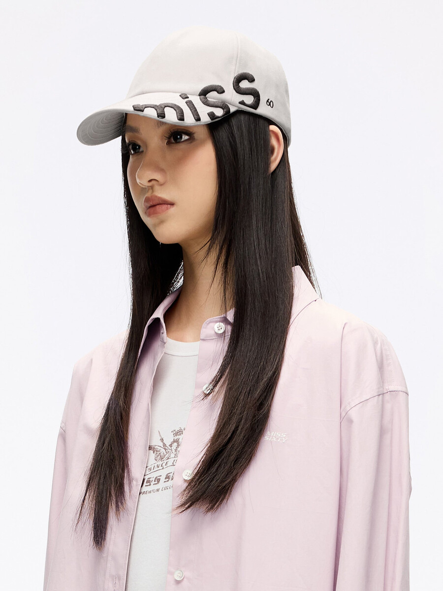 gorra de béisbol bordada