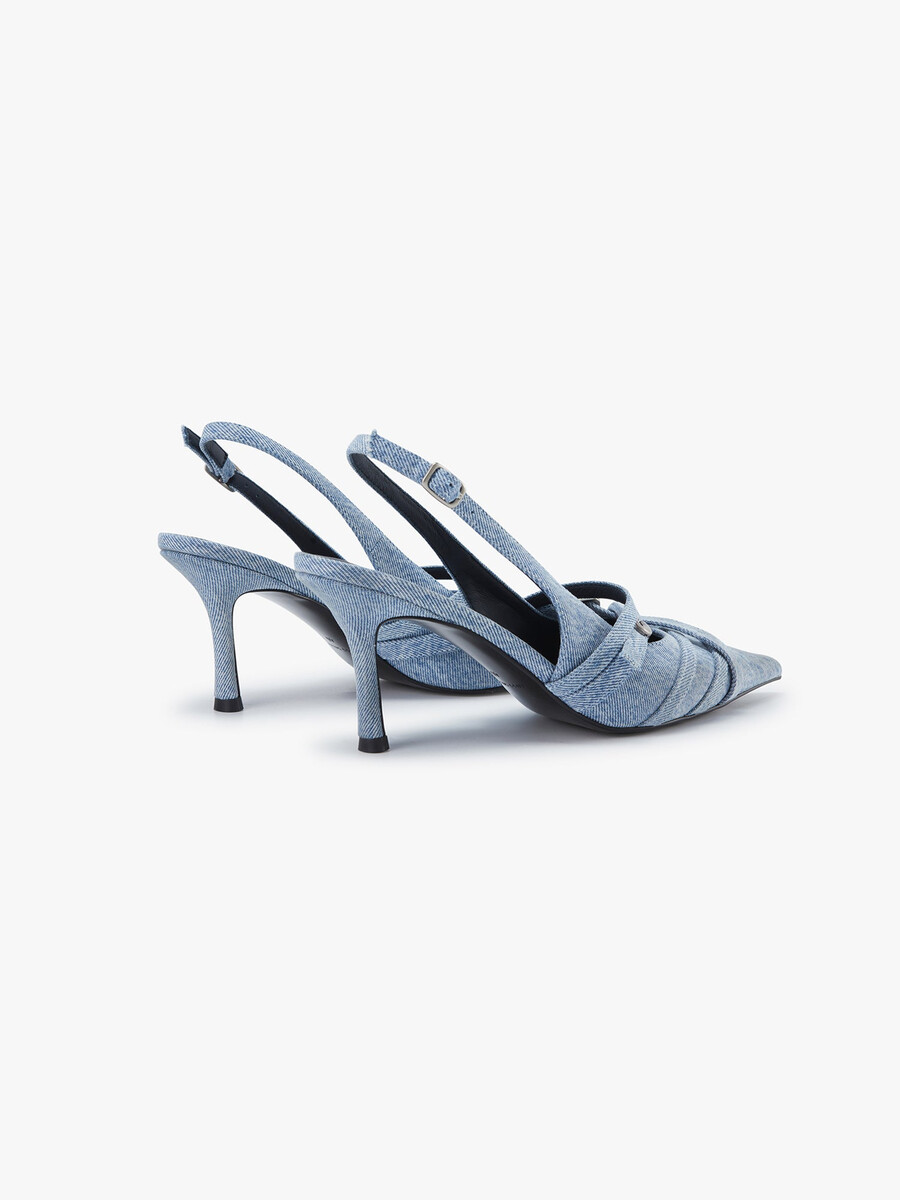 tacones altos de mezclilla