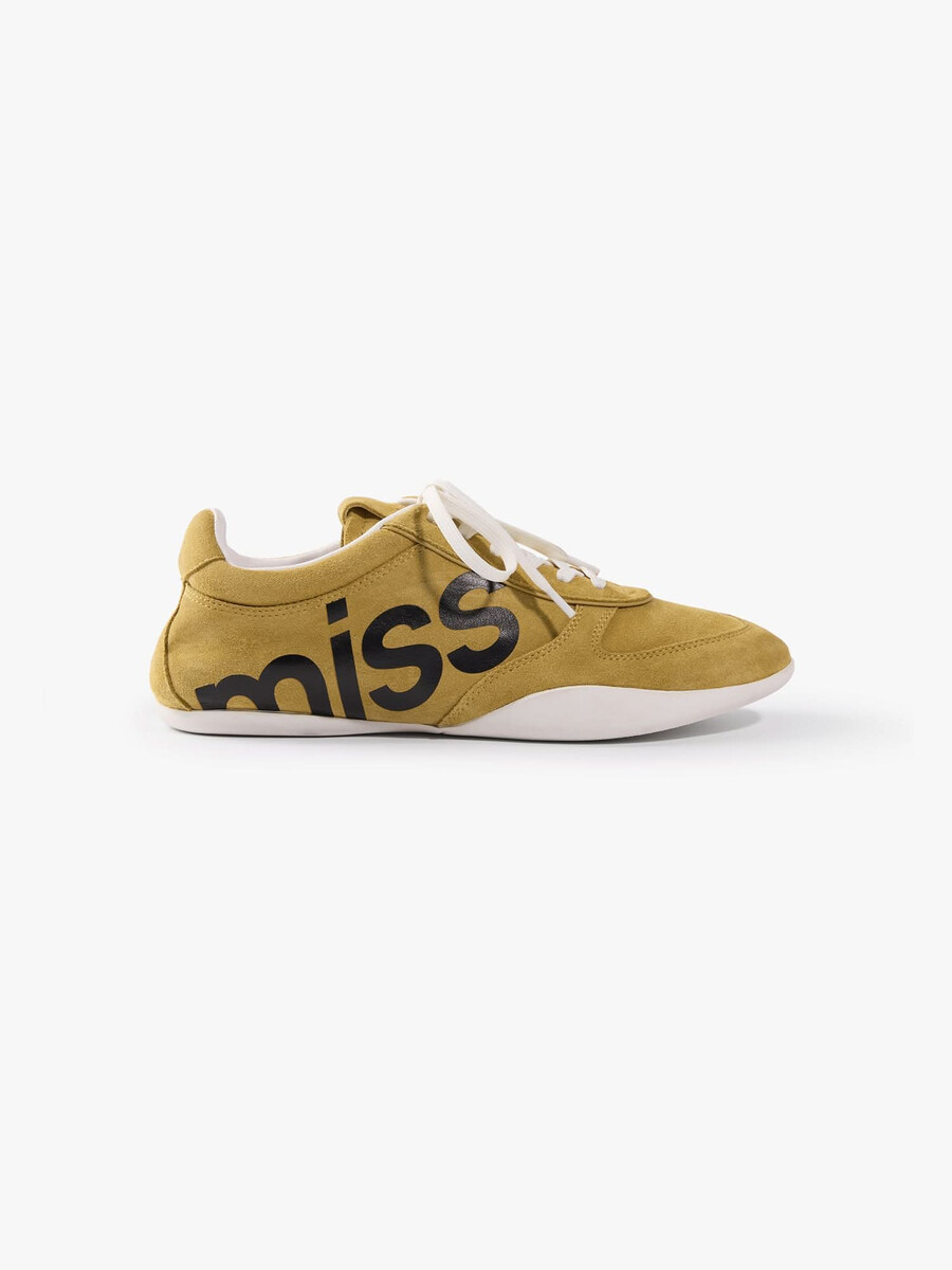 zapatillas con cordones