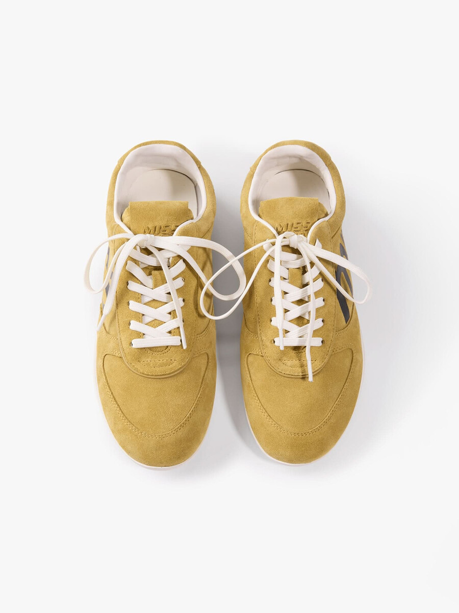 zapatillas con cordones