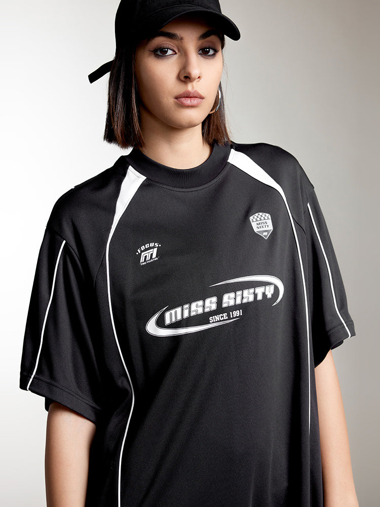 vestido deportivo de cuello redondo