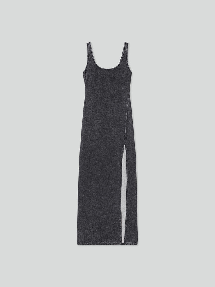 elegante vestido de mezclilla con abertura