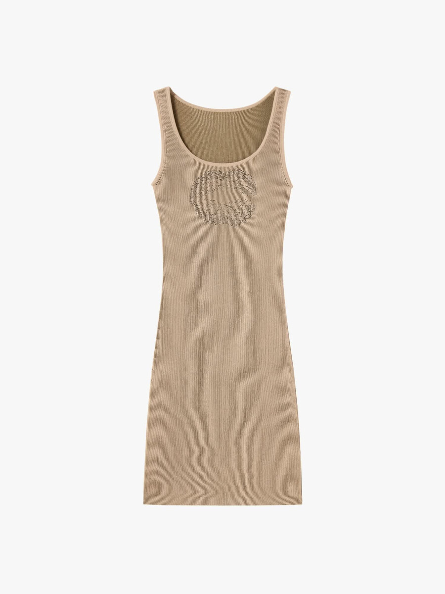 vestido de punto adornado con diamantes de imitación
