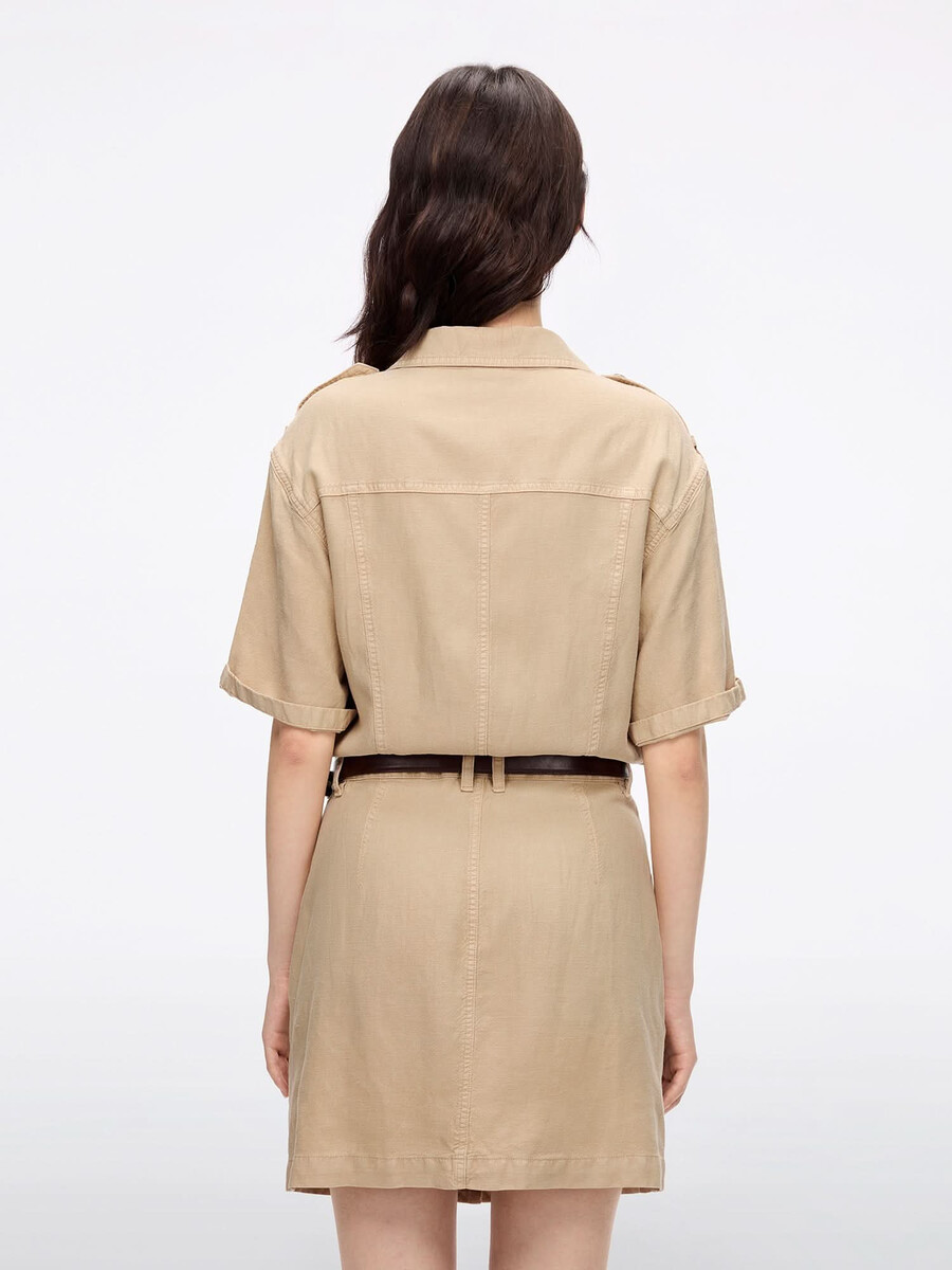 vestido vaquero con cinturón