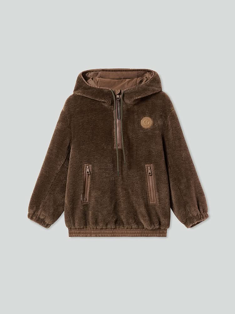 chaqueta polar con capucha