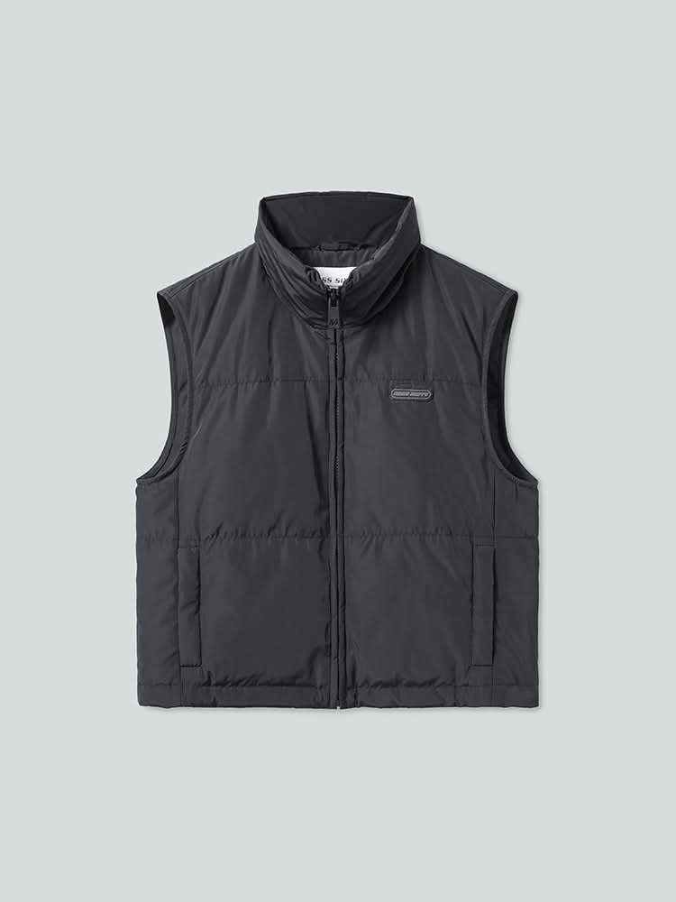 chaleco de plumón corto con cuello alto