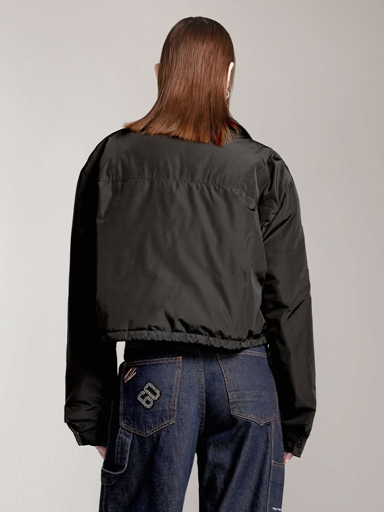 chaqueta corta con solapa y estampado