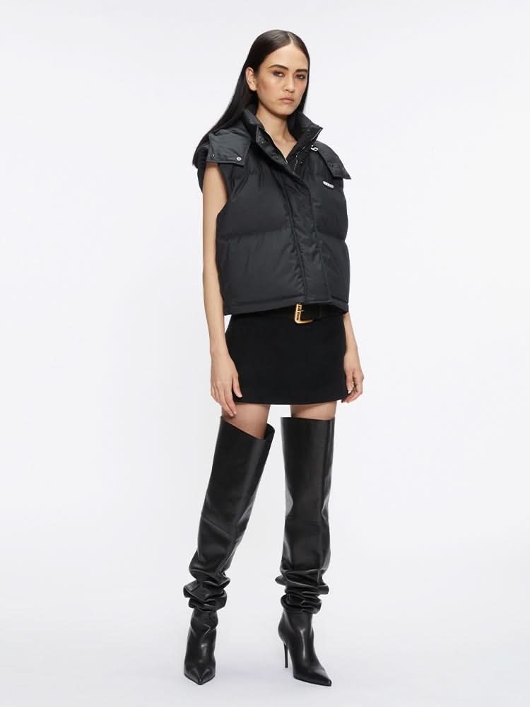 chaqueta chaleco con capucha desmontable