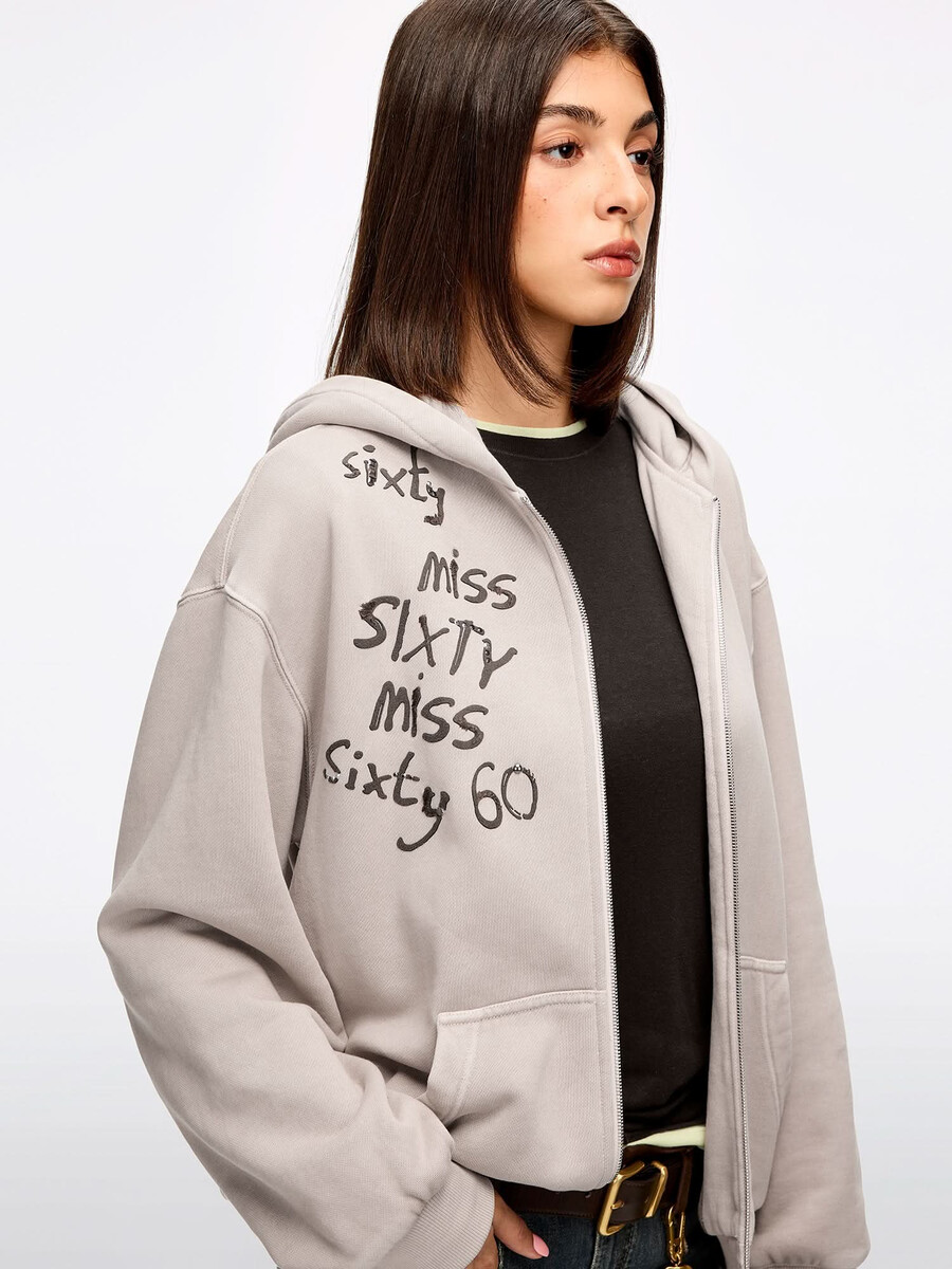 chaqueta sudadera con capucha