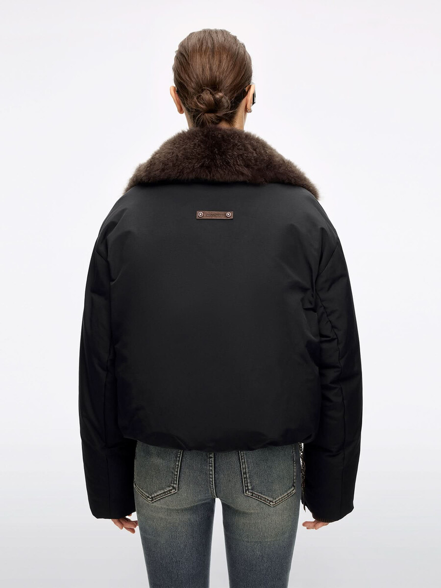 chaqueta de plumas con solapa
