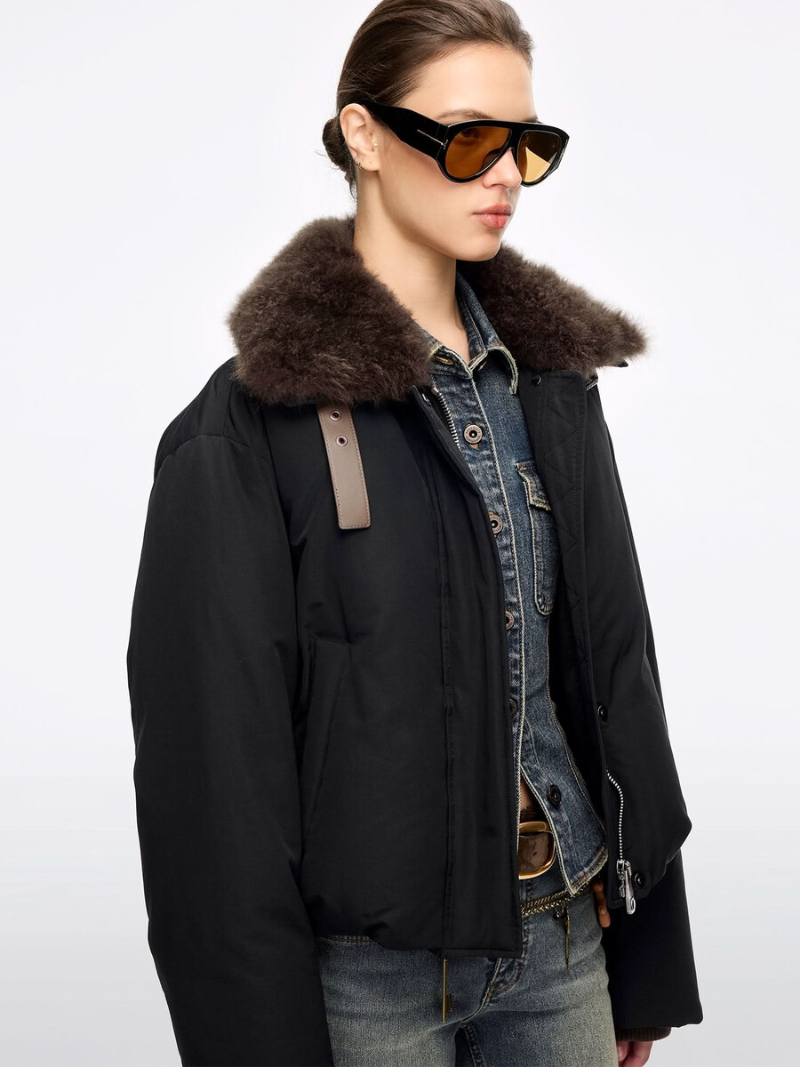 chaqueta de plumas con solapa