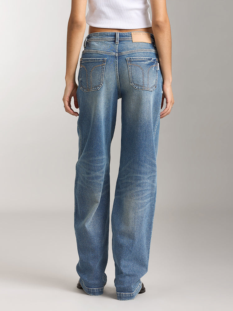 vaqueros rectos lavados en azul denim