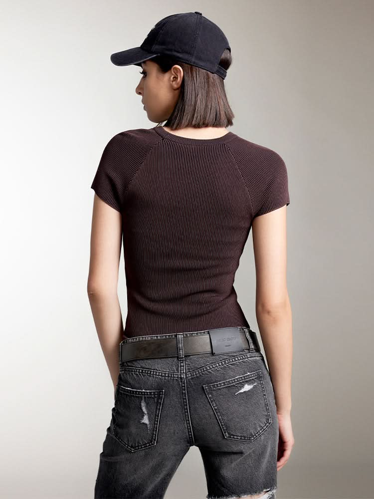 top de punto jacquard de corte corto