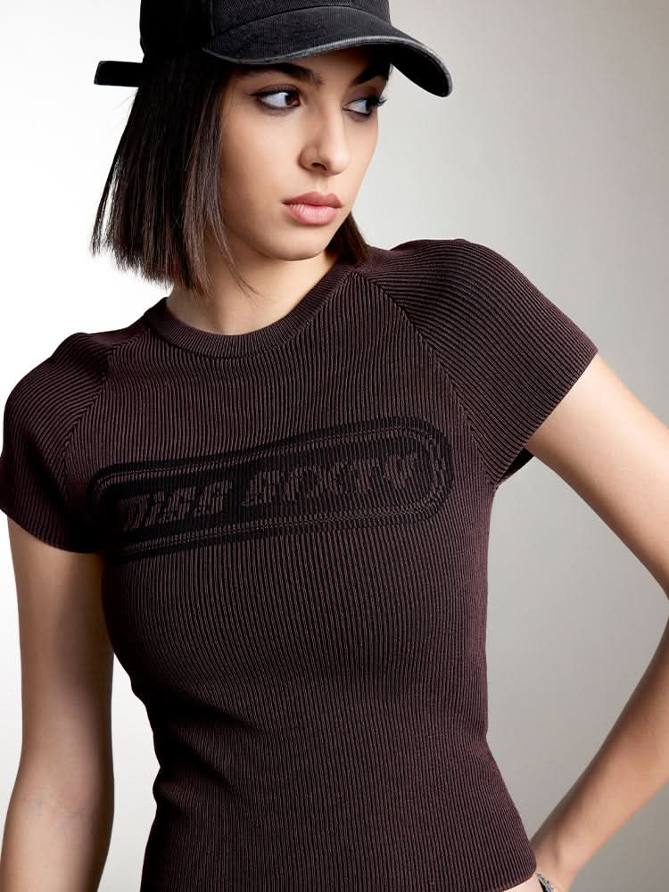 top de punto jacquard de corte corto
