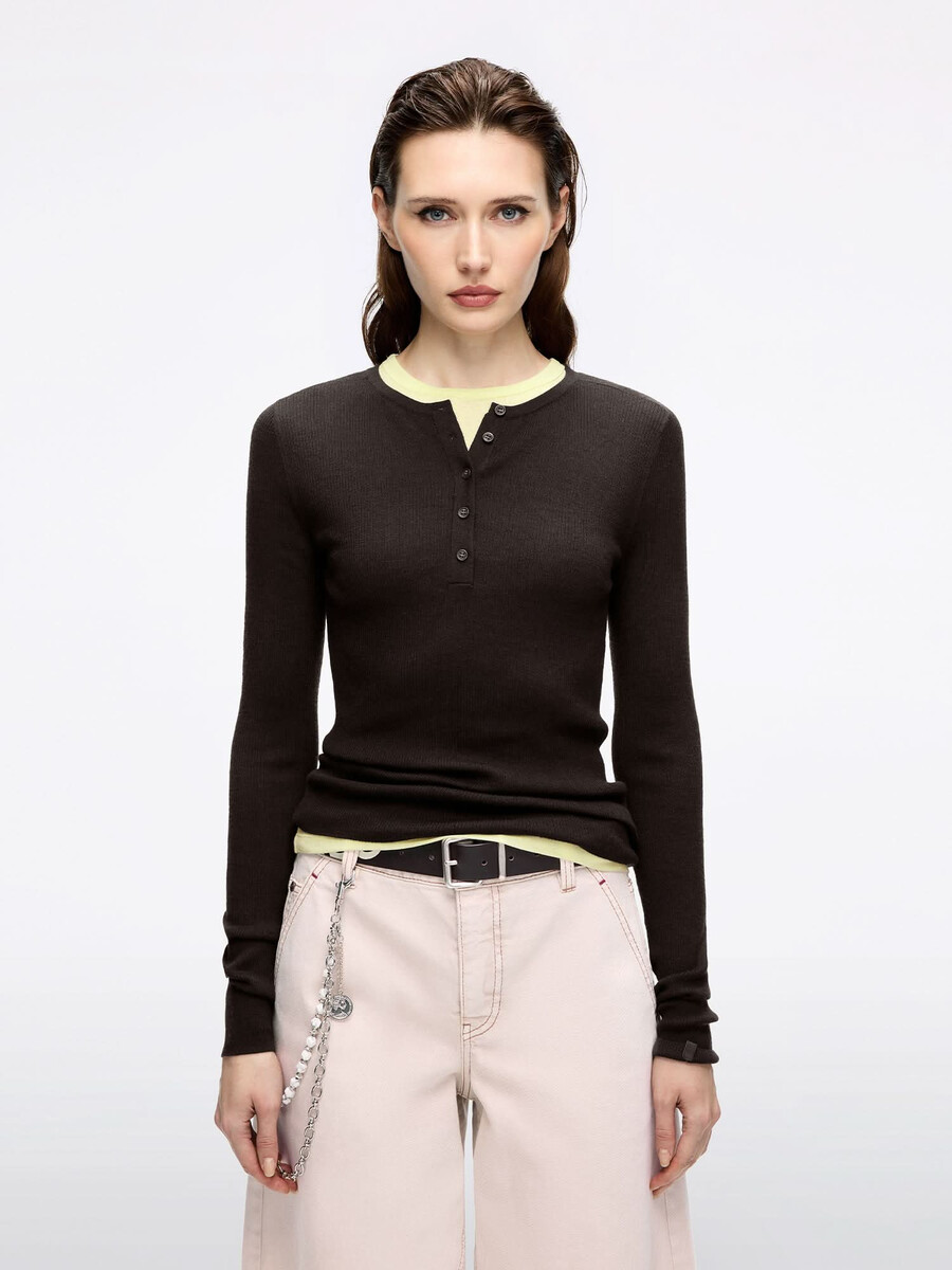 top de punto con capas falsas
