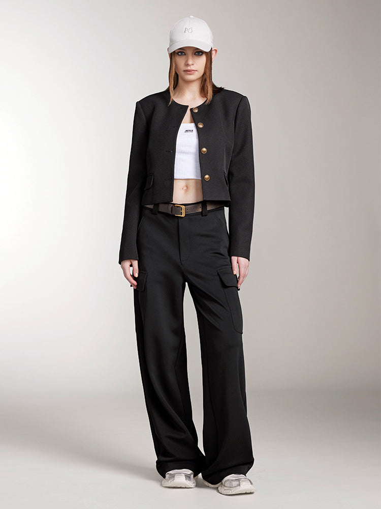 pantalón estilo cargo con acetato
