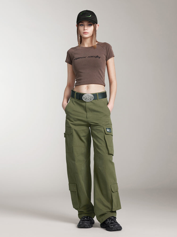 pantalones cargo de pierna ancha en verde