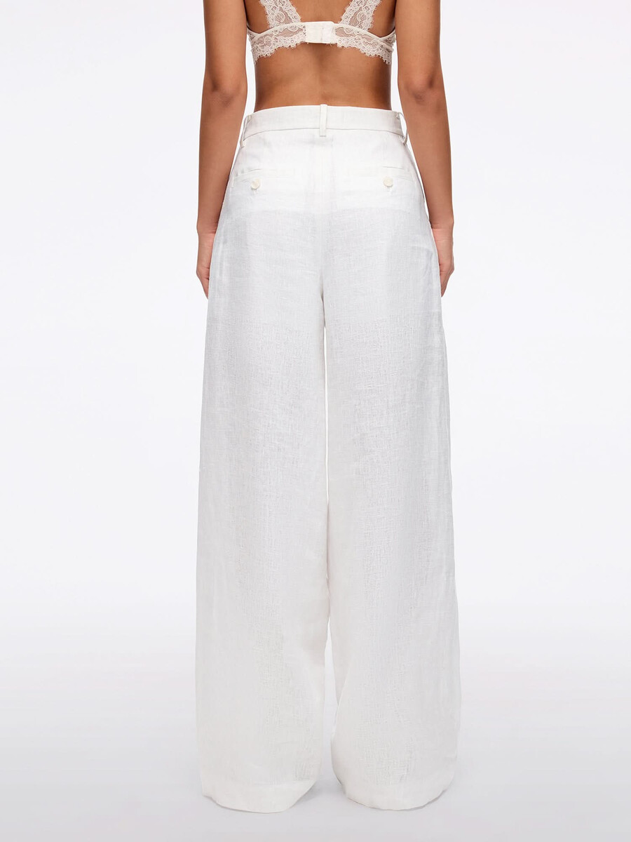 pantalones rectos de lino