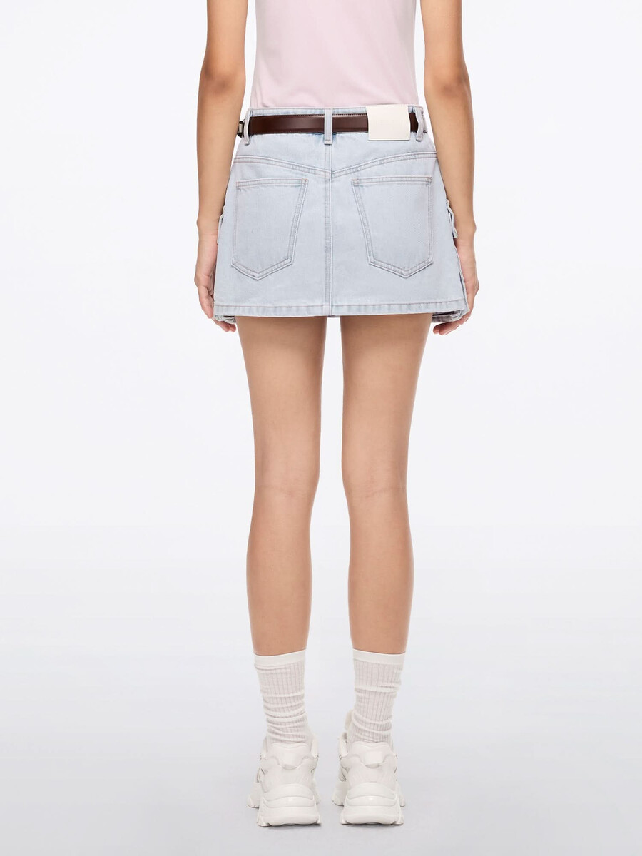 shorts vaqueros de estilo utilitario