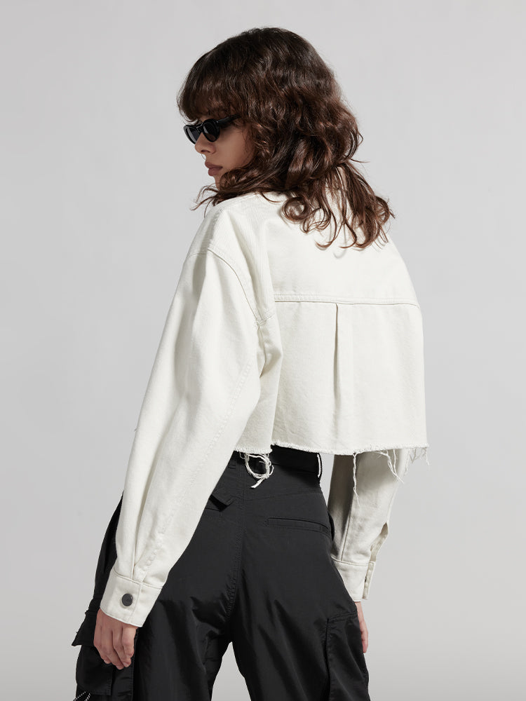 camisa vaquera blanca con solapa corta