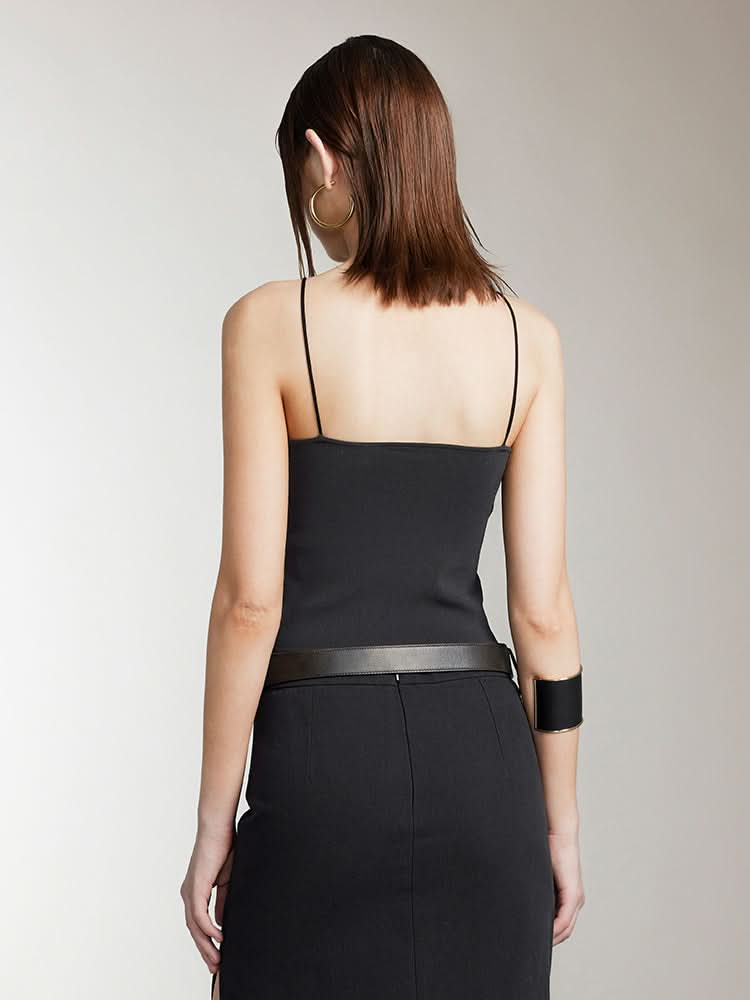 camisola inclinada