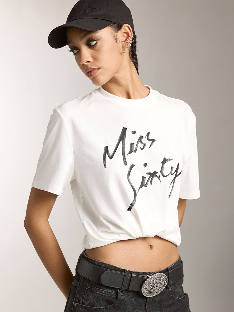 camiseta holgada de manga corta con cuello redondo y estampado