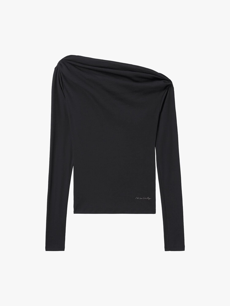 camiseta adornada con diamantes de imitación