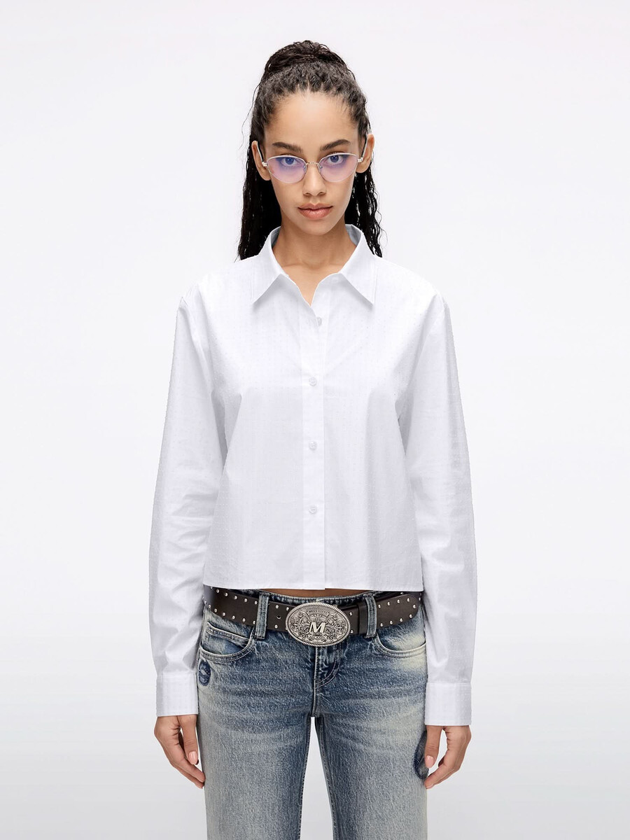 camisa corta con diamantes de imitación de ancho completo