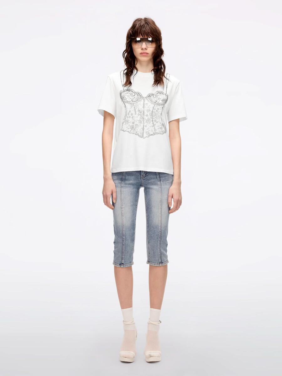 camiseta estampada con cuentas