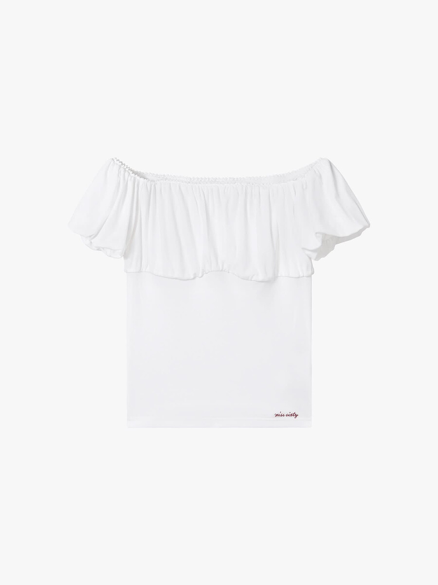 camiseta con hombros descubiertos