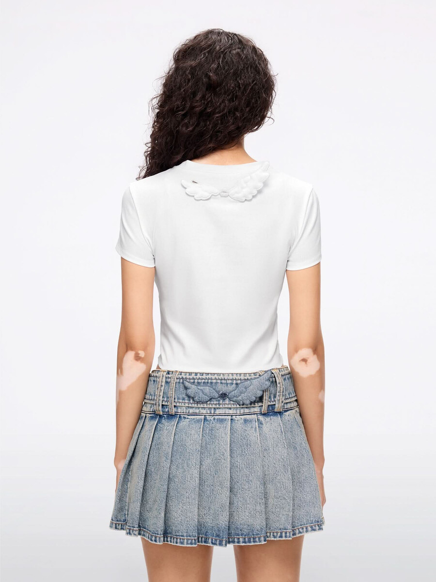 camiseta con alas de ángel