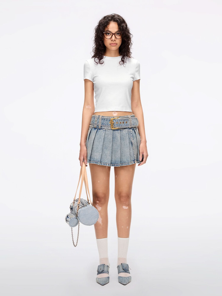 camiseta con alas de ángel