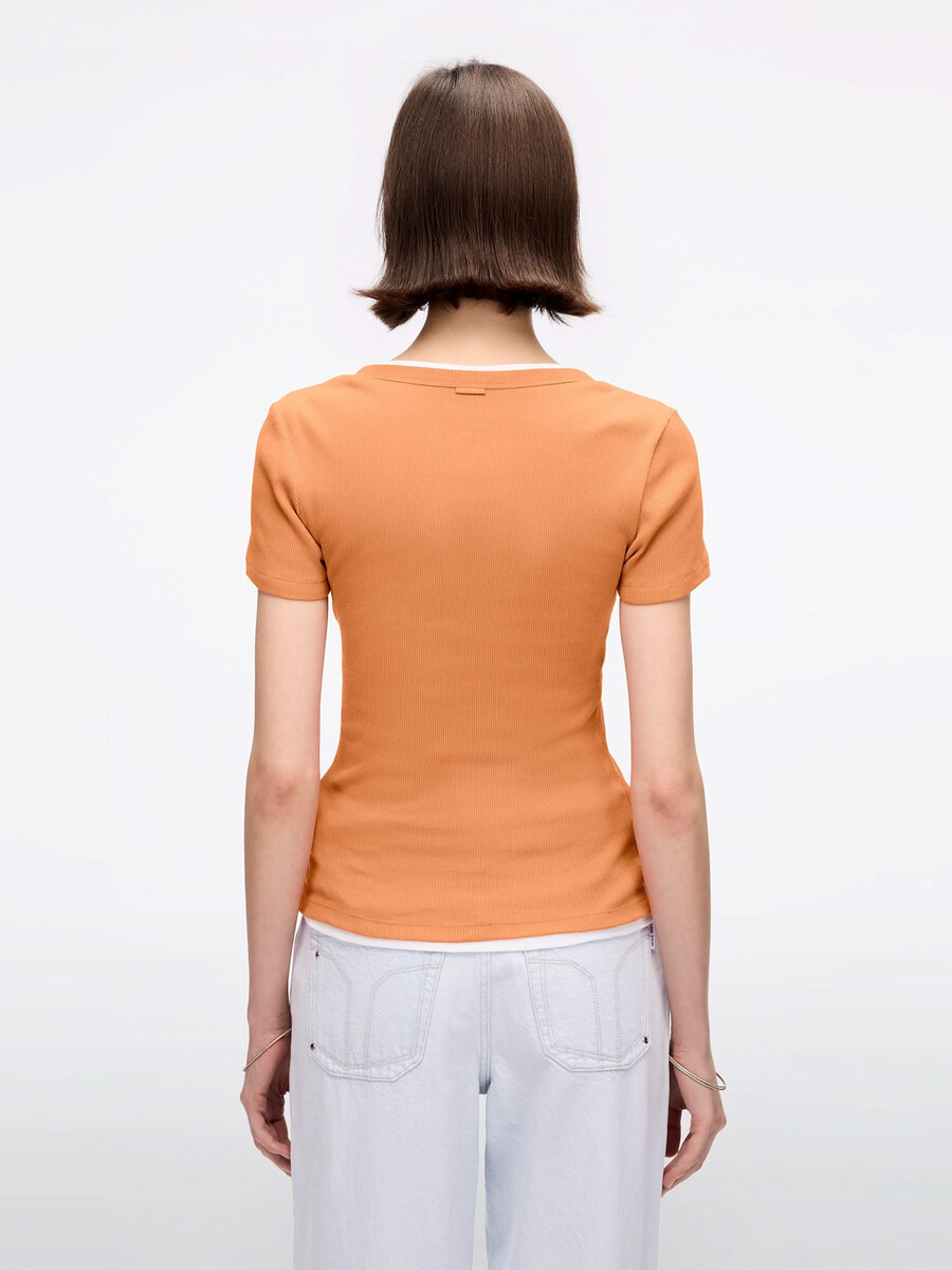 camiseta de manga corta