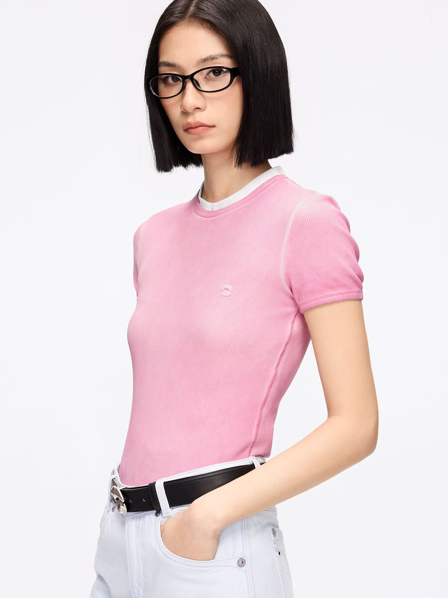camiseta de cuello redondo