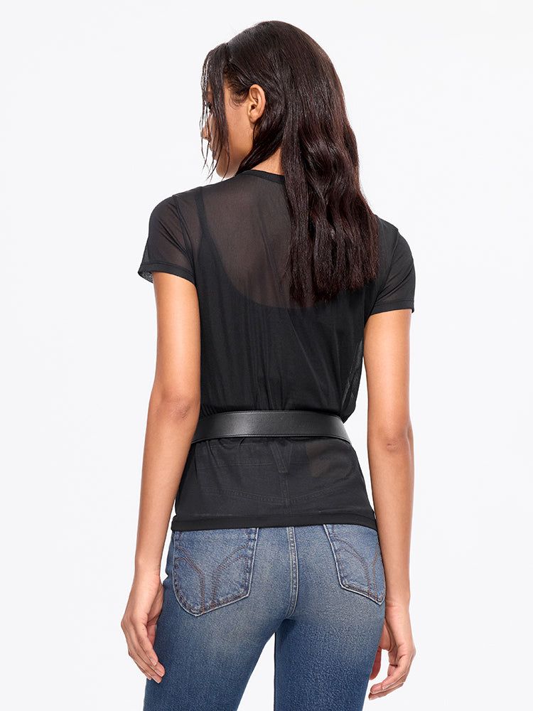 camiseta con estampado de letras