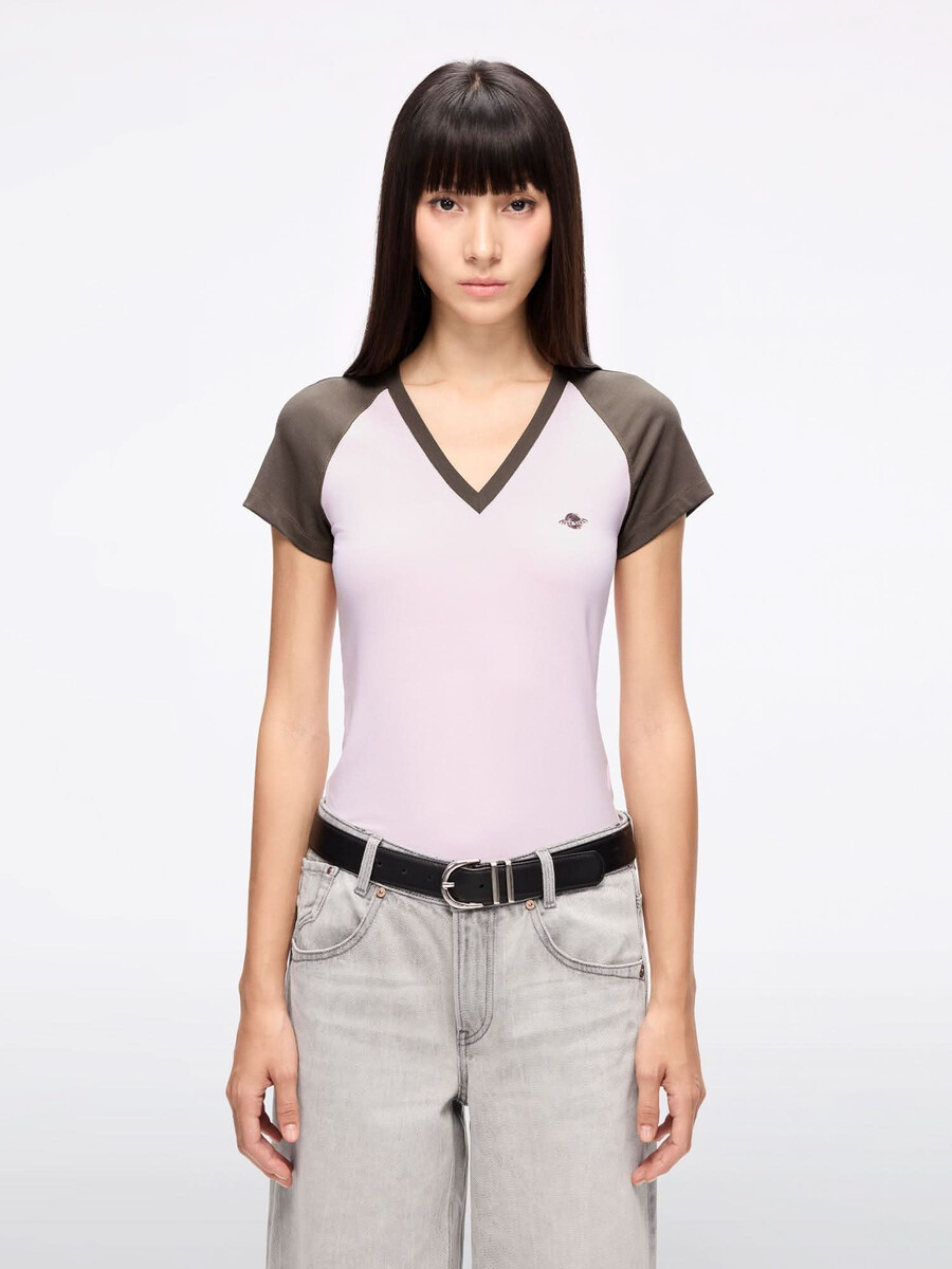 camiseta con bloques de color