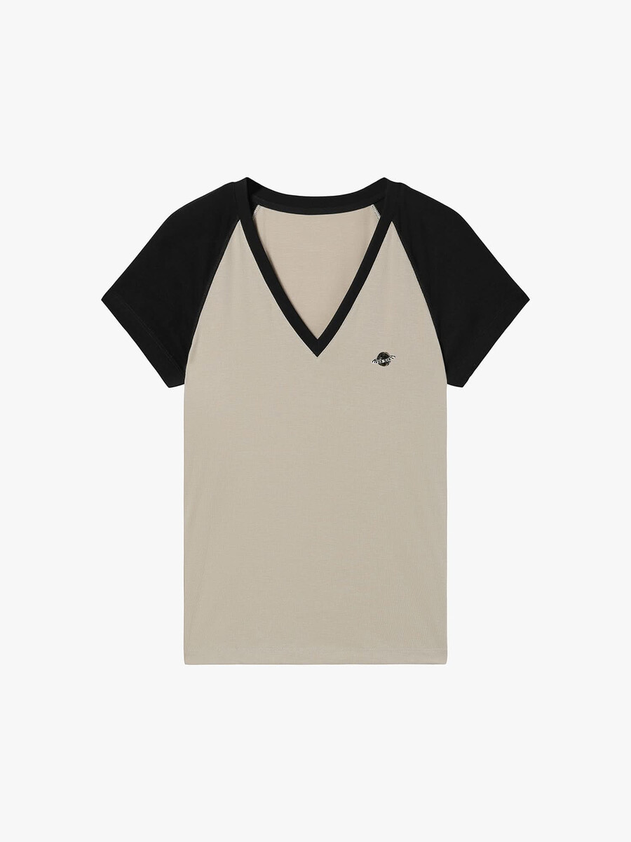camiseta con bloques de color