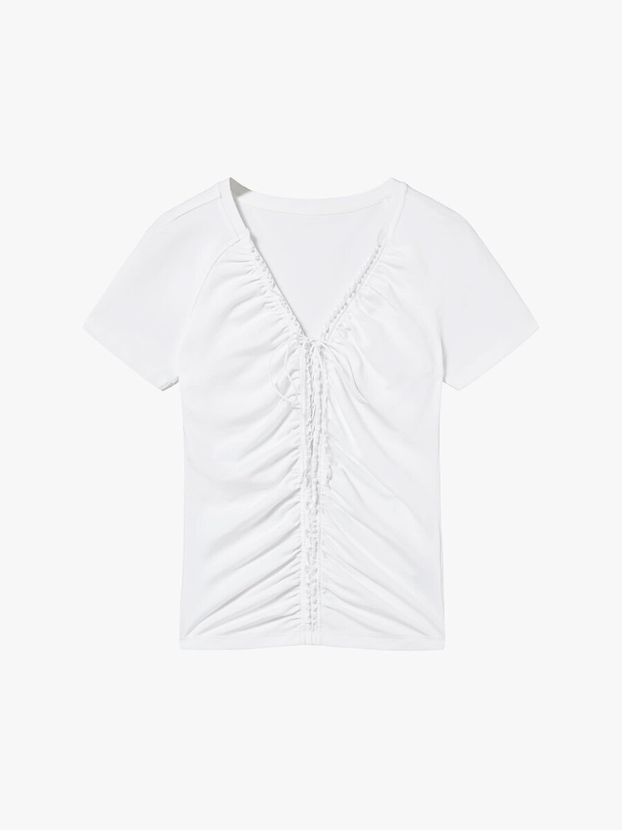 camiseta corta con cordones