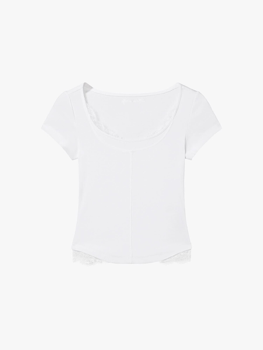 camiseta corta con panel de encaje
