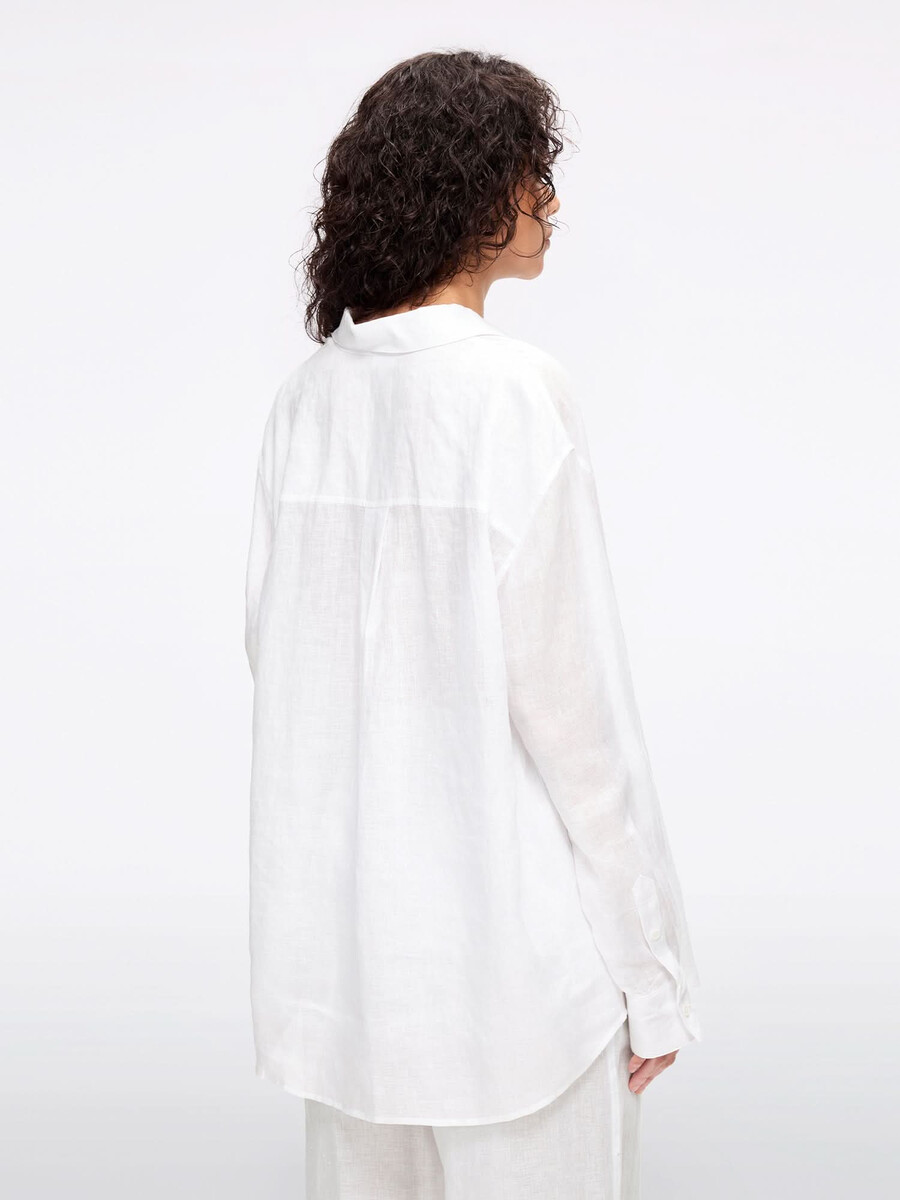camisa de lino holgada