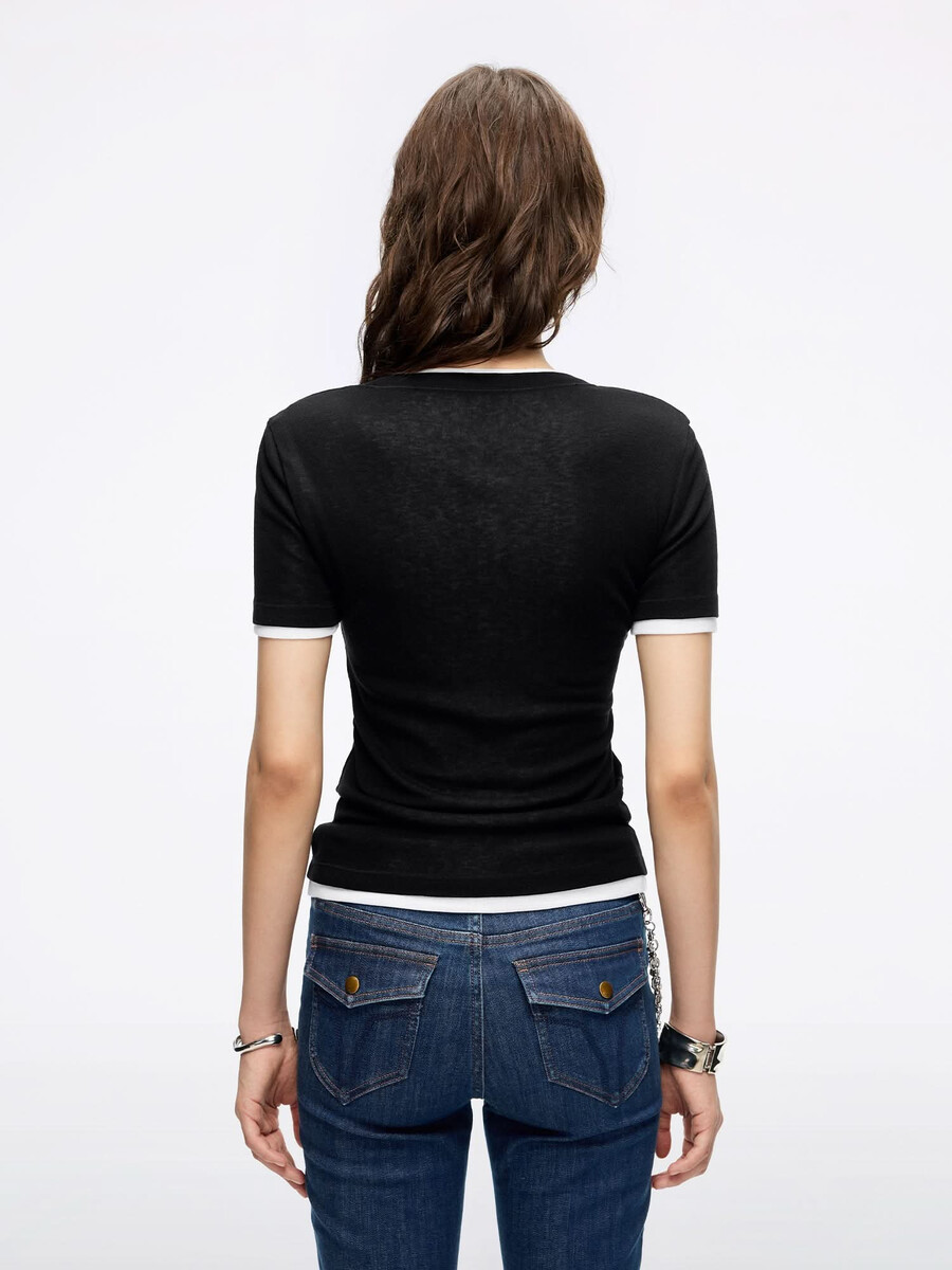 camiseta de capas falsas