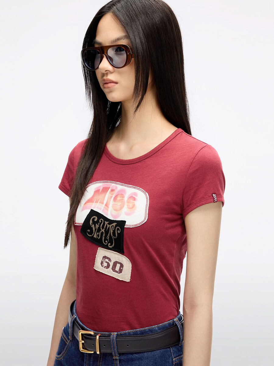 camiseta de patchwork con cuello redondo