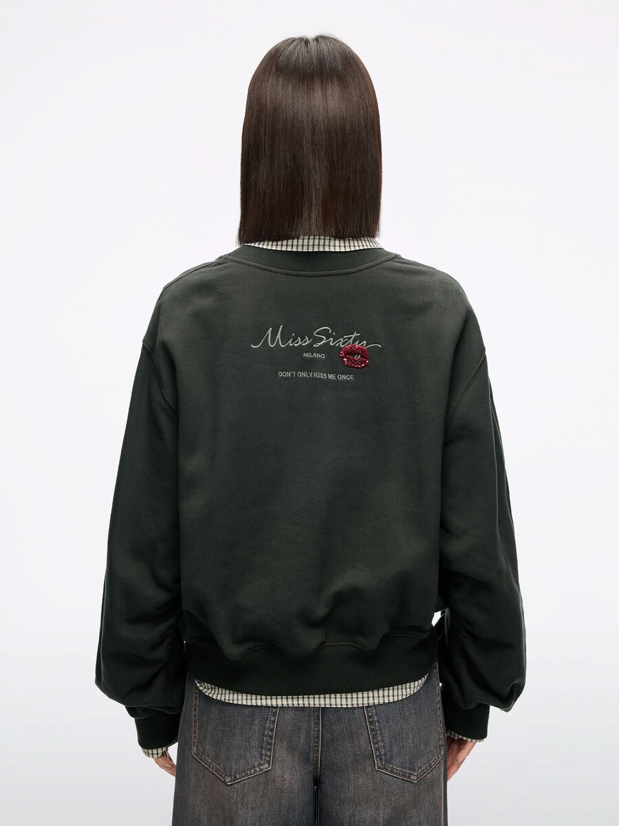 sudadera bordada