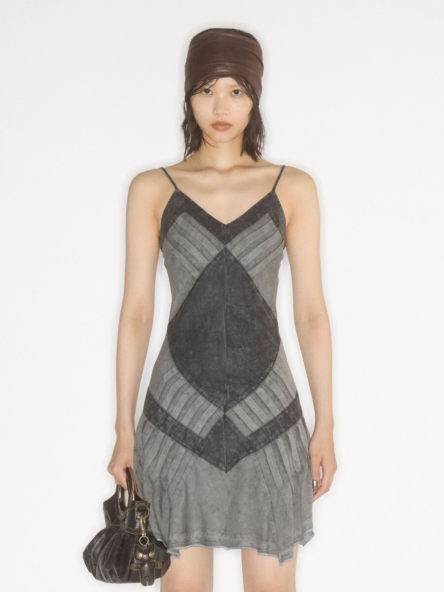 vestido de mezclilla con tirantes
