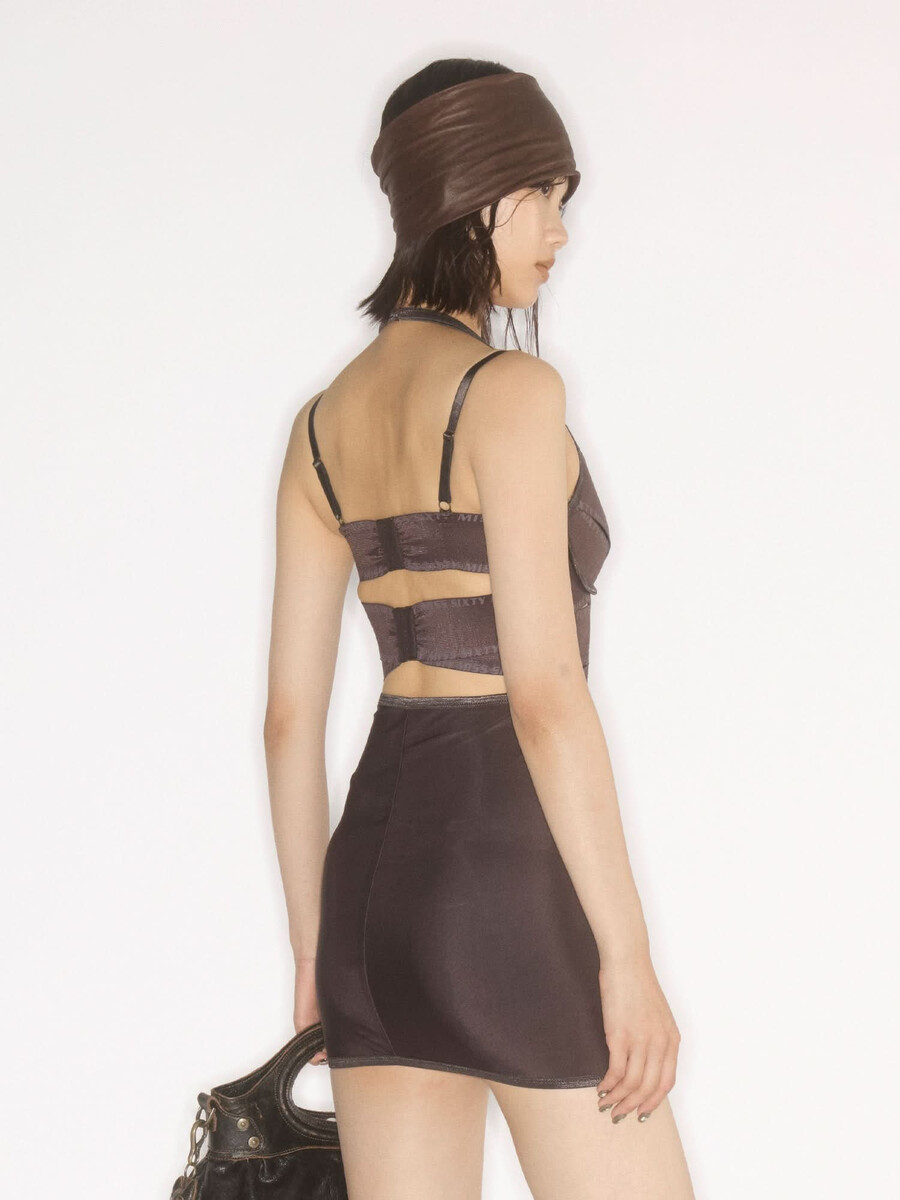 vestido de cuello halter