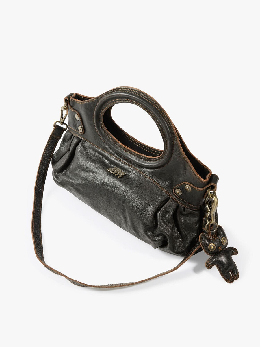 bolso desgastado